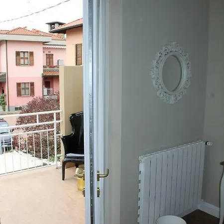 לינה וארוחת בוקר Casa Aydee ברגמו