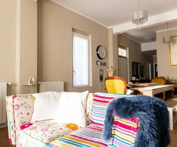 ベッド・アンド・ブレックファスト Casa Aydee