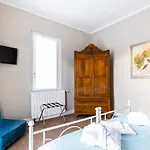 Casa Aydee Bed & Breakfast